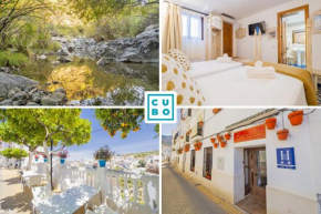 Cubo's Hostal La Plaza Room 203 with Breakfast, Tolox